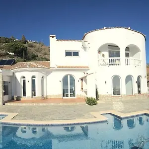 Bed and breakfast Pura Vida Andalusien, Algarrobo